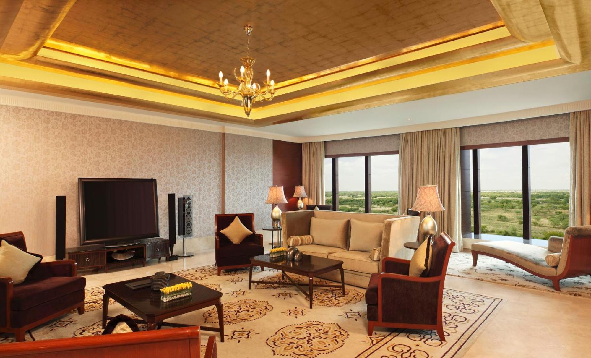 The Leela Ambience Gurugram Hotel & Residences - The Luxury Urban Sanctuary Gurgaon Esterno foto