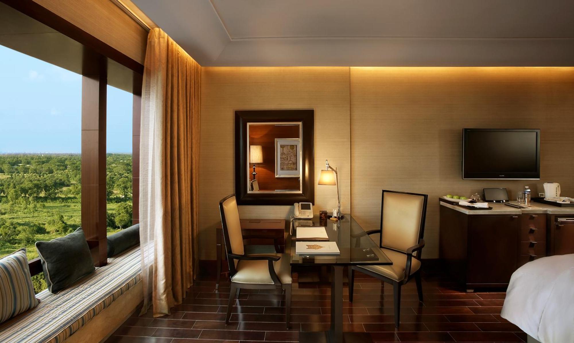The Leela Ambience Gurugram Hotel & Residences - The Luxury Urban Sanctuary Gurgaon Esterno foto
