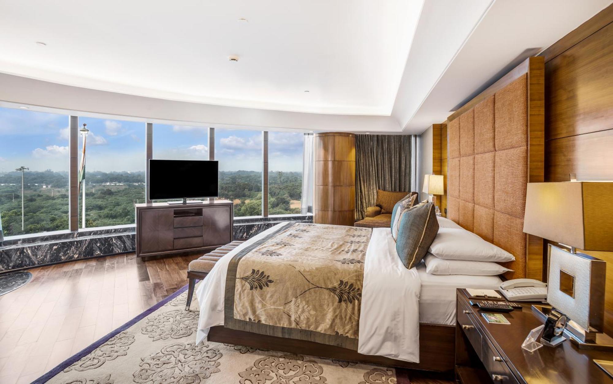 The Leela Ambience Gurugram Hotel & Residences - The Luxury Urban Sanctuary Gurgaon Esterno foto