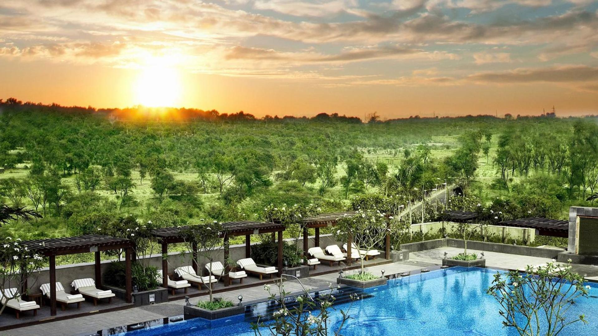 The Leela Ambience Gurugram Hotel & Residences - The Luxury Urban Sanctuary Gurgaon Esterno foto